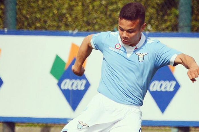 Mantan pemain Lazio, Lorenzo Pace.