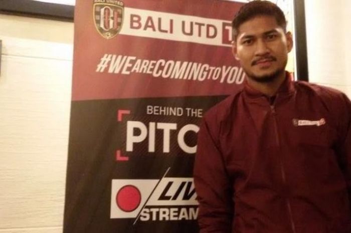  Bek Abdul Rahman hadir dalam peluncuran Bali United TV di Hard Rock Cafe, Kuta, 18 Oktober 2016. 