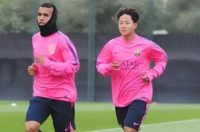 Seung Woo Lee melakoni latihan di Barcelona.