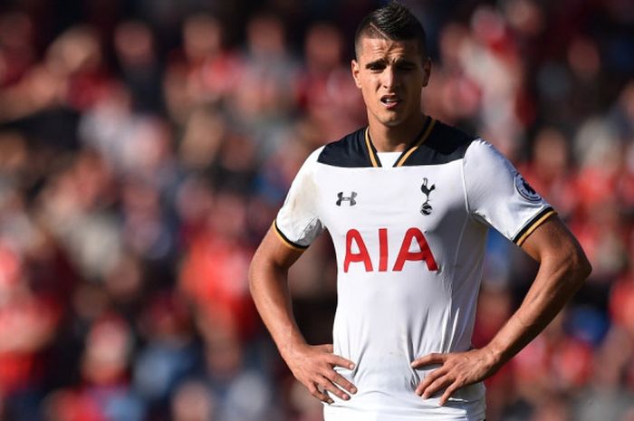 Ekspresi pemain sayap Tottenham Hotspur, Erik Lamela, pada laga lanjutan Liga Inggrid musim 2016-2017 melawan Bournemouth pada Oktober 2017.