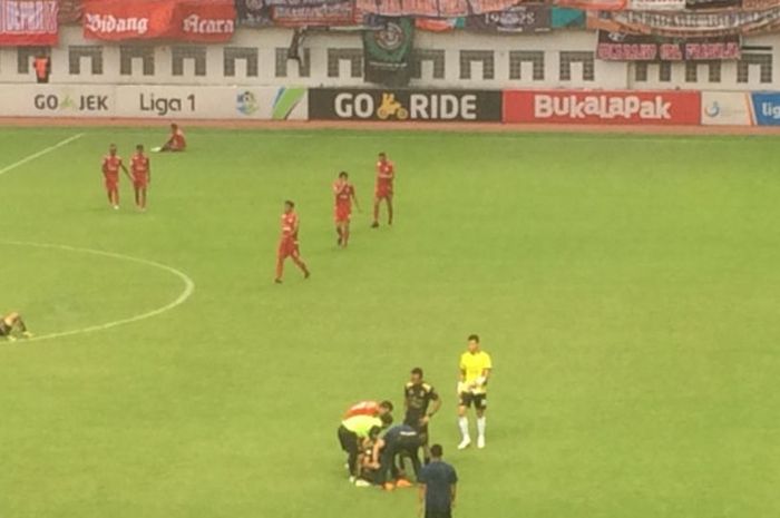 Suasana setelah laga Persija Jakarta vs Sriwijaya FC di Stadion Wibawa Mukti, Cikarang, Sabtu (24/11/2018).