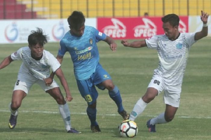 Yoga Pratama, gelandang muda milik PSIM Yogyakarta, mendapat kesempatan untuk memperkuat timnas U-22 Indonesia menjelang Piala AFF U-22 2019