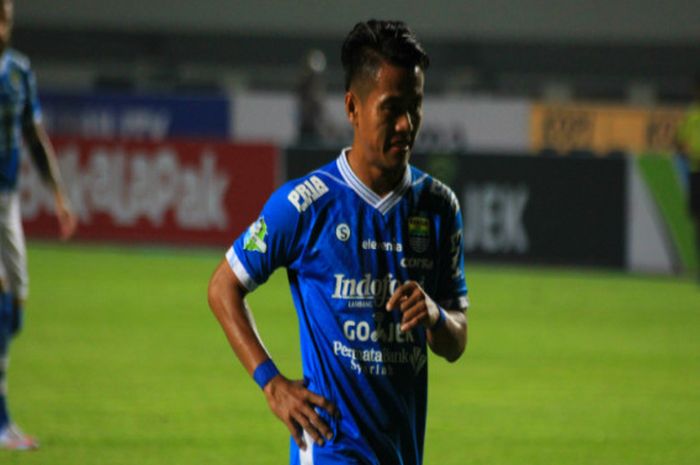 Winger Persib Bandung, Ghozali Siregar saat menghadapi PSM Makassar di Gelora Bandung Lautan Api, Bandung (23/5/2018).