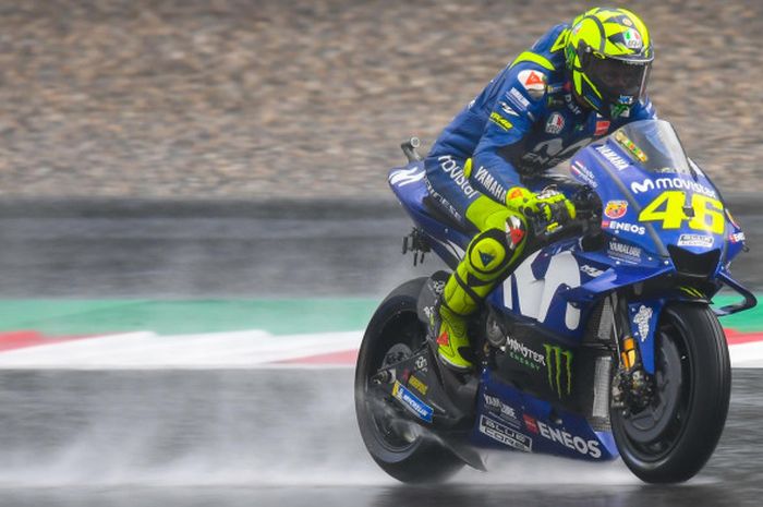 Valentino Rossi saat menjalani sesi latihan bebas MotoGP Austria di Red Bull Ring, Minggu (10/8/2018).