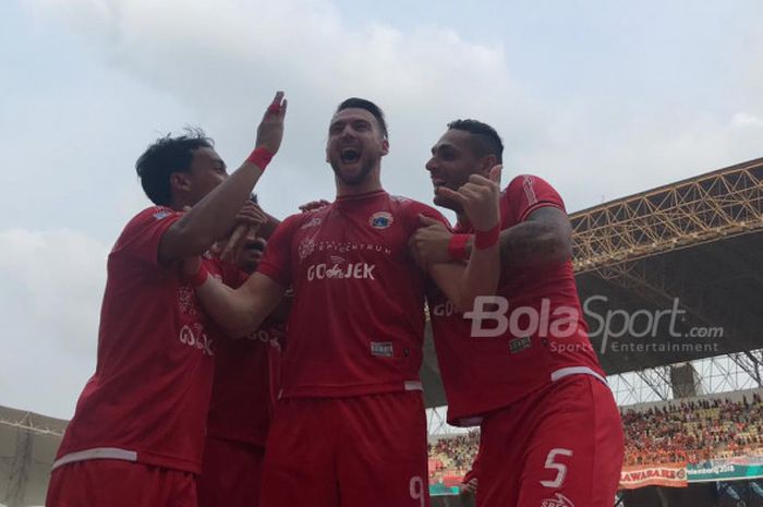     Striker Persija Jakarta Marko Simic merayakan golnya ke gawang Sriwijaya FC pada duel pekan ke-3