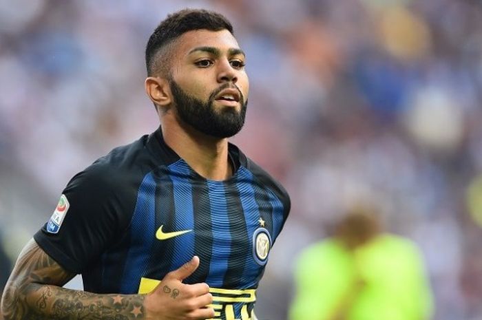 Ekspresi penyerang Inter Milan, Gabriel Barbosa alias Gabigol, dalam laga Liga Italia 2016-2017 kontra Bologna di Stadion Giuseppe Meazza, Milan, Italia, pada 25 September 2016.