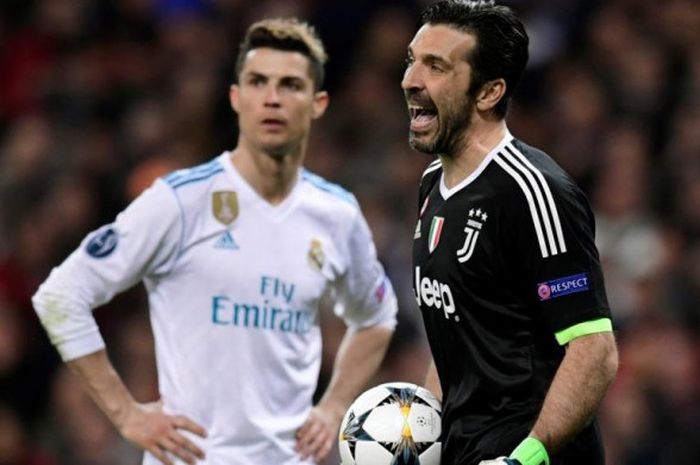 Reaksi kiper Juventus Gianluigi Buffon dalam partai Liga Champions di kandang Real Madrid, Santiago Bernabeu, Madrid, 11 April 2018.