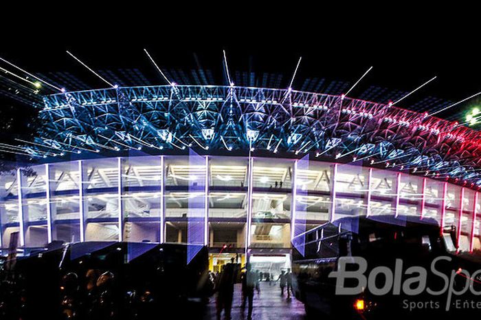   Stadion Gelora Bung Karno, Senayan, Jakarta.  