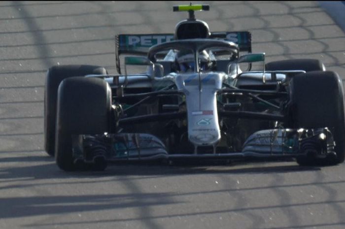 Valtteri Bottas (Mercedes) saat mengikuti sesi kualifikasi F1 GP Rusia 2018 yang berlangsung di Sochi Autodrom pada Sabtu (30/9/2018).