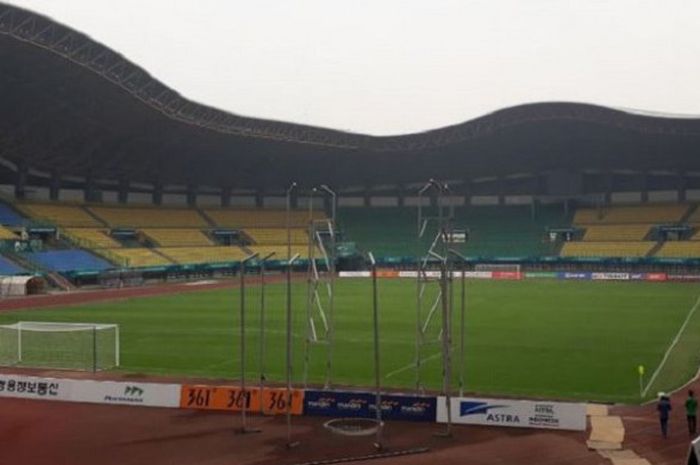   Stadion Patriot Chandrabhaga setelah renovasi untuk gelaran Asian Games 2018.  