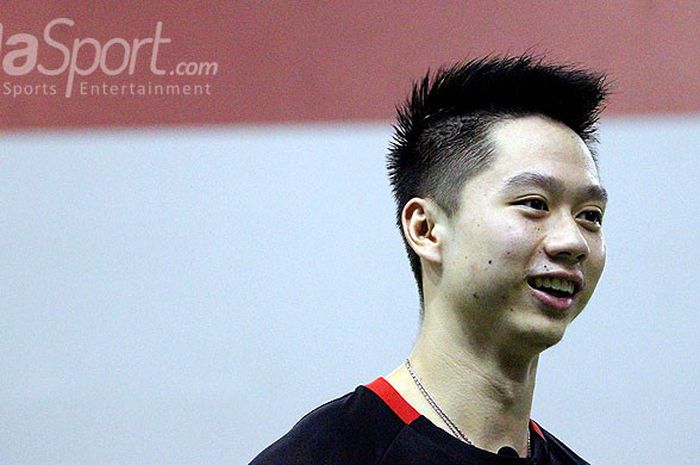          Ekspresi Kevin Sanjaya saat menerima wawancara BOLA di Pelatnas PBSI Cipayung, Jakarta Timur, Selasa (21/3/2017).                      