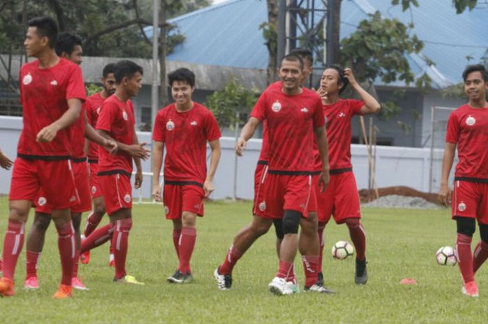 Persija Jakarta menggelar sesi latihan di Lapangan Sutasoma, Halim, Selasa (6/2/2018)