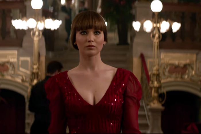 Penampilan Jennifer Lawrence dalam film Red Sparrow.