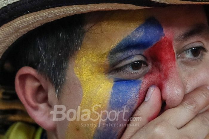 Ekspresi murung fan Kolombia pada duel babak 16 besar Piala Dunia 2018 kontra Inggris di Stadion Spartak, Moskow, 3 Juli 2018.