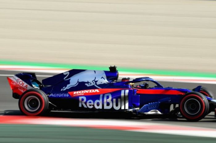 Pebalap Indonesia, Sean Gelael, mengikuti tes tengah musim Formula 1 di Sirkuit Catalunya, Barcelona, Spanyol pada Selasa (15/5/2018).