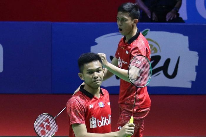  Pasangan ganda putra Indonesia, Fajar Alfian/Muhammad Rian Ardianto, tampil pada laga babak pertama Indonesia Open 2018, di Istora Senayan, Jakarta, Rabu (4/7/2018). 