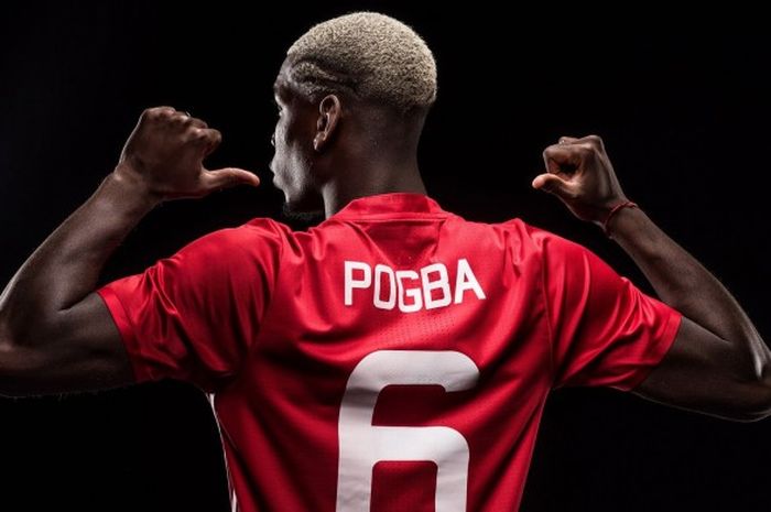 Paul Pogba, bakal mengenakan kostum bernomor enam di Manchester United.