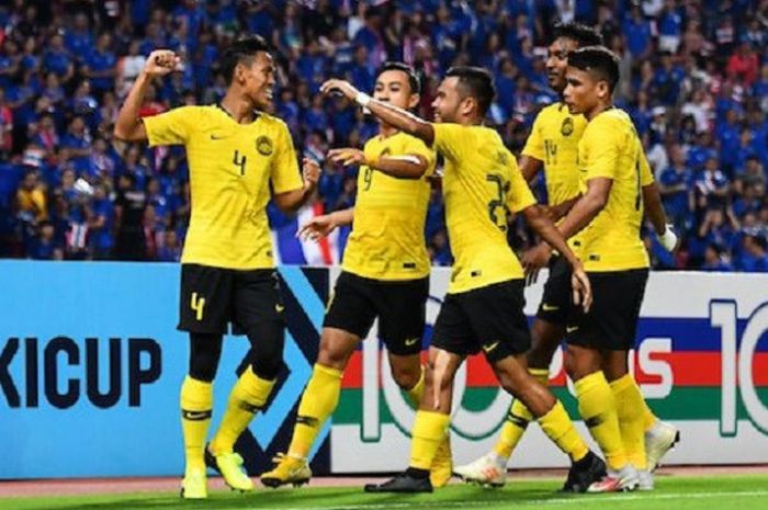 Pemain timnas Malaysia merayakan gol ke gawang Thailand semifinal Piala AFF 2018, Rabu (5/12/2018).