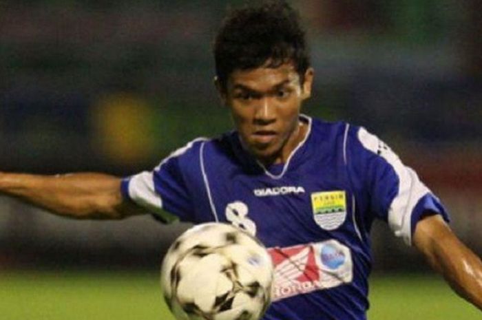 Eka Ramdani saat memperkuat Persib Bandung.