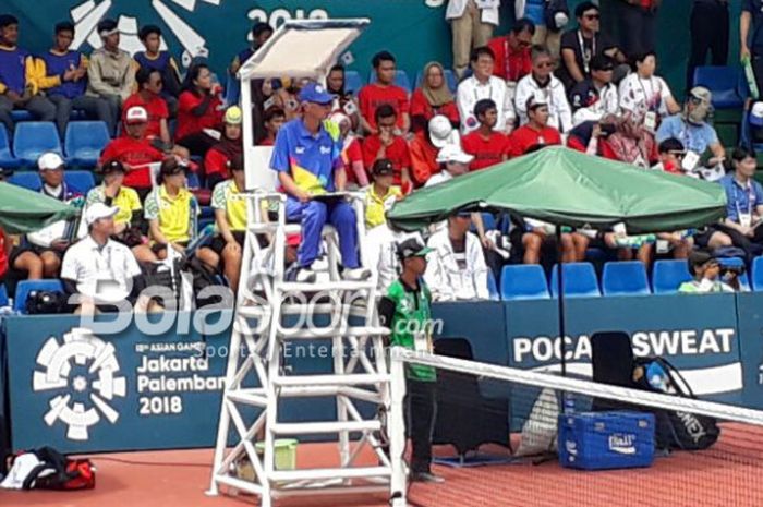 Wasit final soft tennis tunggal putra Enkhmunkh Erden (Thailand) pada Rabu (29/8/2018) di Tennis Court Jakabaring.