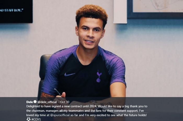 Gelandang Tottenham Hotspur, Dele Alli, meneken perpanjangan kontrak hingga 2024 pada Oktober 2018.