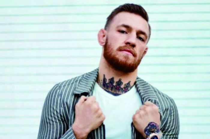 Conor McGregor jadi model fashion