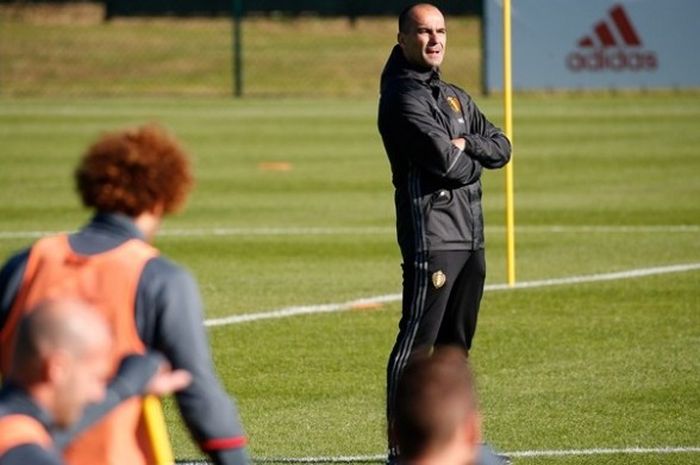 Pelatih tim nasional Belgia, Roberto Martinez, memimpin sesi latihan di Tubize pada Rabu (5/10/2016). Latihan ini merupakan bagian dari persiapan tim jelang melakoni kualifikasi Piala Dunia 2018 melawan Bosnia pada 7 Oktober dan Gibraltar pada 10 Oktober. 