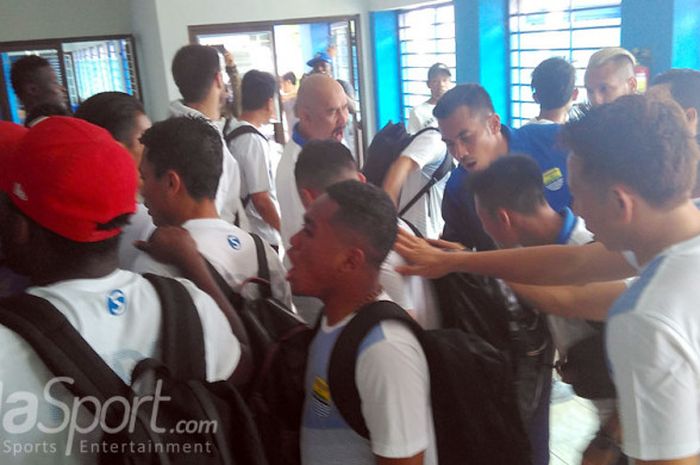 Persib Bandung menggelar doa bersama di mes Persib, Jalan Ahmad Yani, Kota Bandung, Kamis (10/8/2017) sebelum berangkat ke Malang.