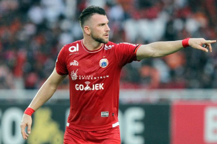 Aksi striker Persija Jakarta, Marko Simic pada laga kontra Persela Lamongan di Stadion Utama Gelora Bung Karno (SUGBK), Selasa (20/11/2018).