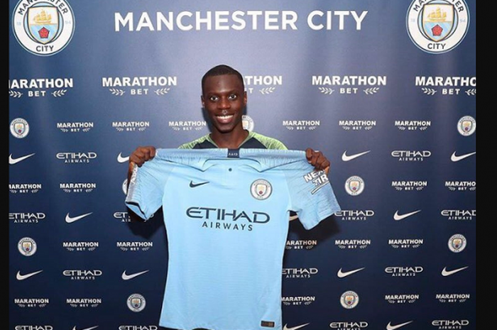 Claudio Gomes resmi bergabung dengan Manchester City.