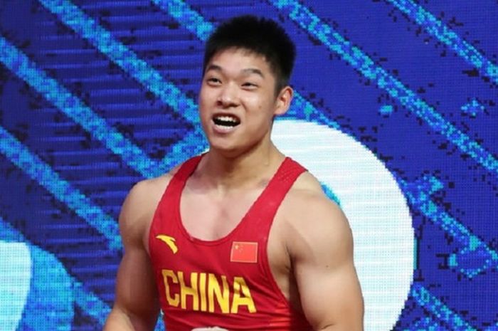 Salah satu lifter China yang tampil pada Kejuaraan Dunia Angkat Besi 2018.