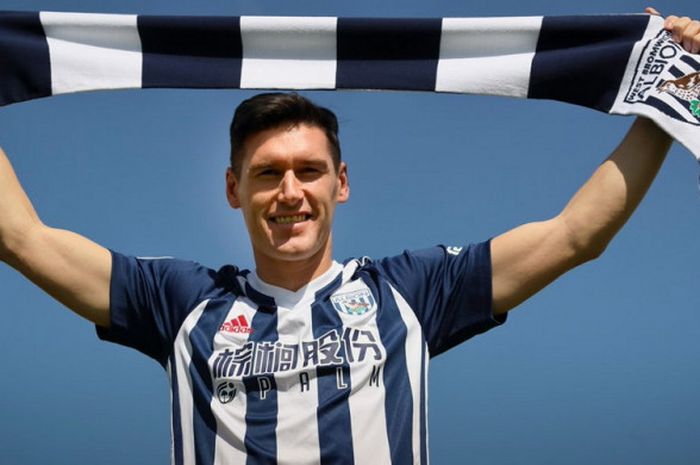 Gelandang anyar West Bromwich Albion, Gareth Barry.