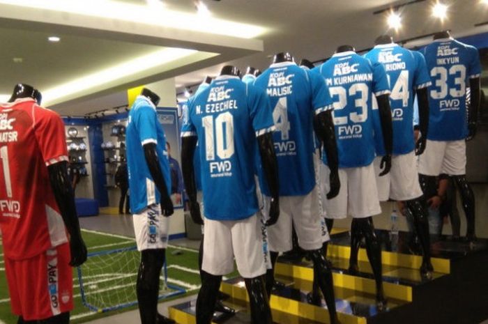 Jersey Persib Bandung untuk musim 2018-2019. 