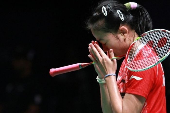 Pebulu tangkis tunggal putri nasional, Fitriani, bereaksi seusai menjalani pertandingan melawan Pusarla Venkata Sindhu (India) pada laga babak penyisihan grup 1D Piala Sudirman di Carrara Indoor Sports Stadium, Gold Coast, Australia, Selasa (23/5/2017).