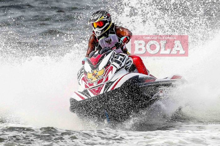 Atlet jetski Indonesia, Aqsa Sutan Aswar, pada saat beraksi di Asian Games 2018, Kamis (23/8/2018),