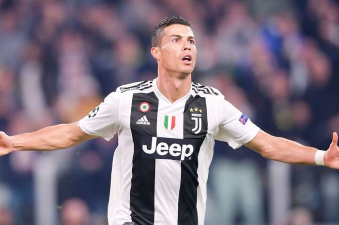 Megabintang Juventus, Cristiano Ronaldo, melakukan selebrasi seusai membobol Manchester United dalam laga Grup H Liga Champions di Stadion Allianz, Turin, Italia pada 7 November 2018.