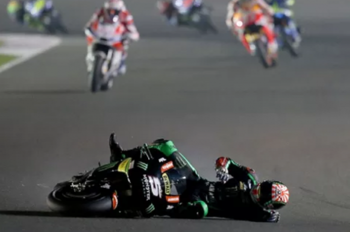 Johann Zarco Terjatuh pada lap keenam di Sirkuit Losail, Qatar (26/3/2017) 