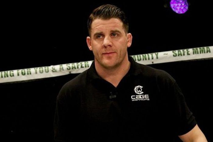 Marc Goddard, wasit Bellator 187 yang sempat terlibat percekcokan dengan Conor McGrgor pada pertandingan hari Jumat (10/11/2017).