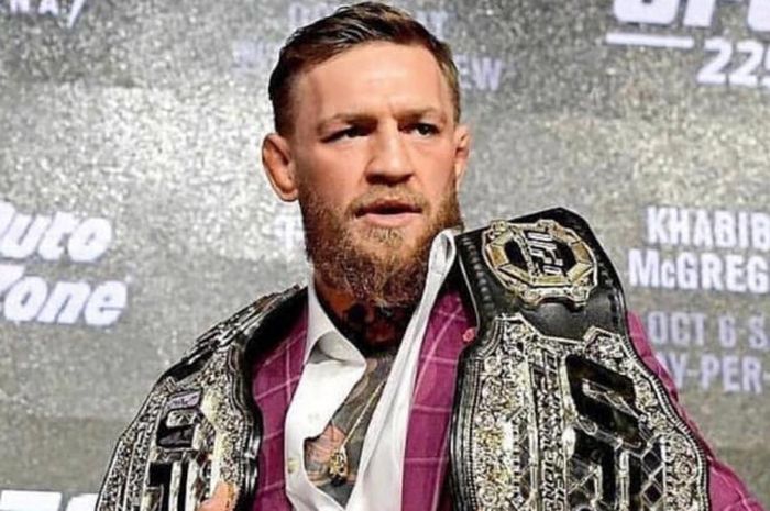 Conor McGregor saat menghadiri sesi konferensi pers UFC 229 yang dilangsungkan pada Kamis (20/9/2018) waktu Amerika Serikat.