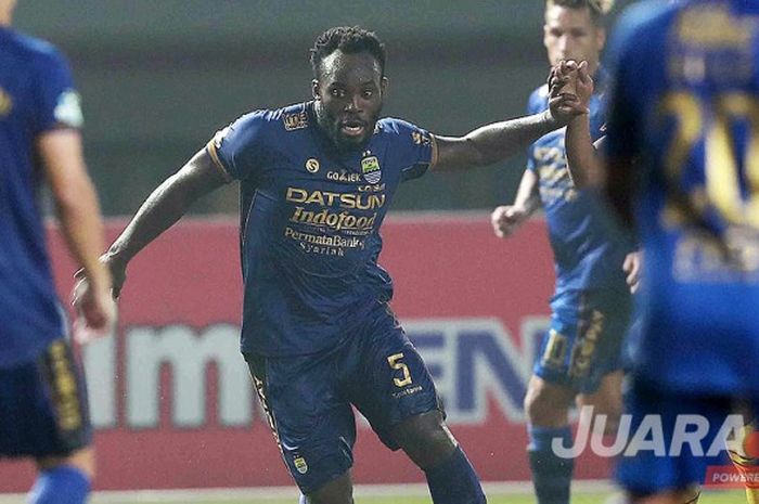 Mantan pemain Persib Bandung, Michael Essien, menjadi salah satu pemain jebolan liga top Eropa yang bernasib sial di Liga 1.