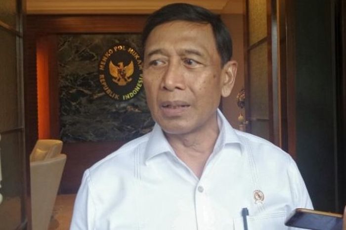 Menko Polhukam Wiranto saat ditemui di kantor Kemenko Polhukam, Jakarta Pusat, Senin (19/9/2016).