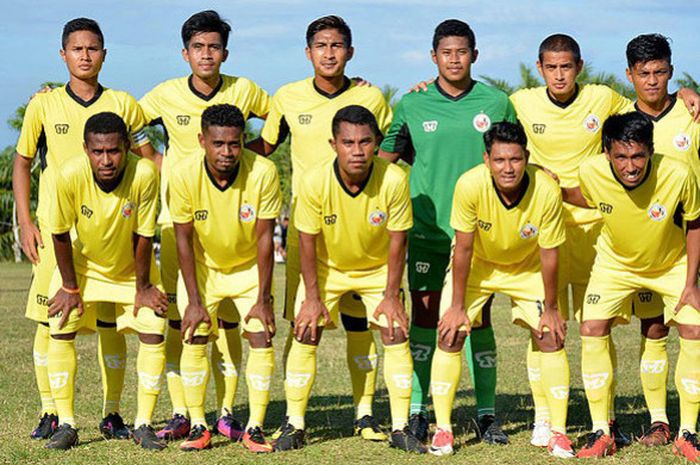 Pemain Semen Padang berpose menjelang laga uji coba melawan Pariaman FC, Rabu (31/1/2018).