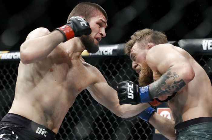 Khabib Nurmagomedov saat melakoni duel melawan Conor McGregor.