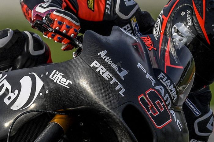 Pebalap Alma Pramac Racing, Danilo Petrucci, memacu motor Ducati Desmosedici GP18 MotoGP di Sirkuit Sepang, Selangor, Malaysia (28/1/2018).