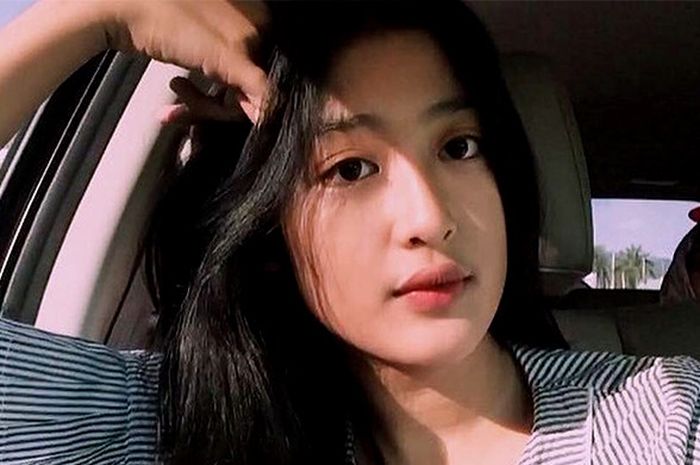 Rania Salsabila, putri mantan pelatih Semen Padang, Nilmaizar