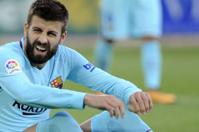 Bek FC Barcelona, Gerard Pique, dalam laga kontra Deportivo Alaves pada 26 Agustus 2017