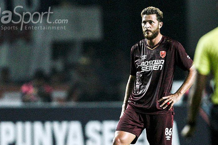 Mantan Bek PSM Makassar, Steven Paulle, Dikabarkan Akan Segera Menjalin Kerja Sama dengan Bali United