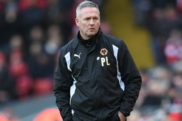 Ekspresi manajer Wolverhampton Wanderers, Paul Lambert, dalam pertandingan ronde keempat Piala FA 2016-2017 menghadapi Liverpool di Stadion Anfield, Liverpool, Inggris, pada 28 Januari 2017.