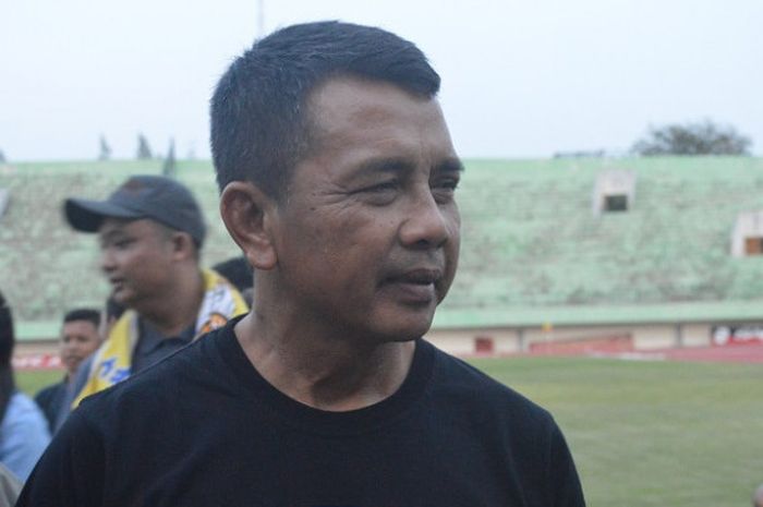 Pelatih Persis Solo sesusai latih tanding melawan PS Hizbul Wathan di Stadion Manahan, Kamis (28/6/2018) sore WIB.