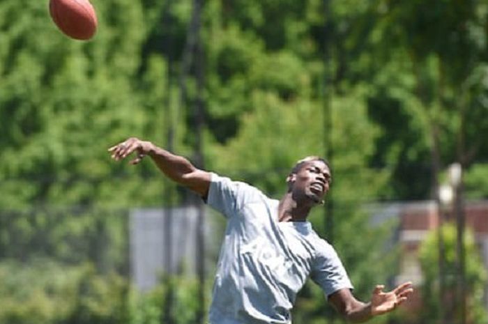 Paul Pogba Bermain Football di lapangan Washington